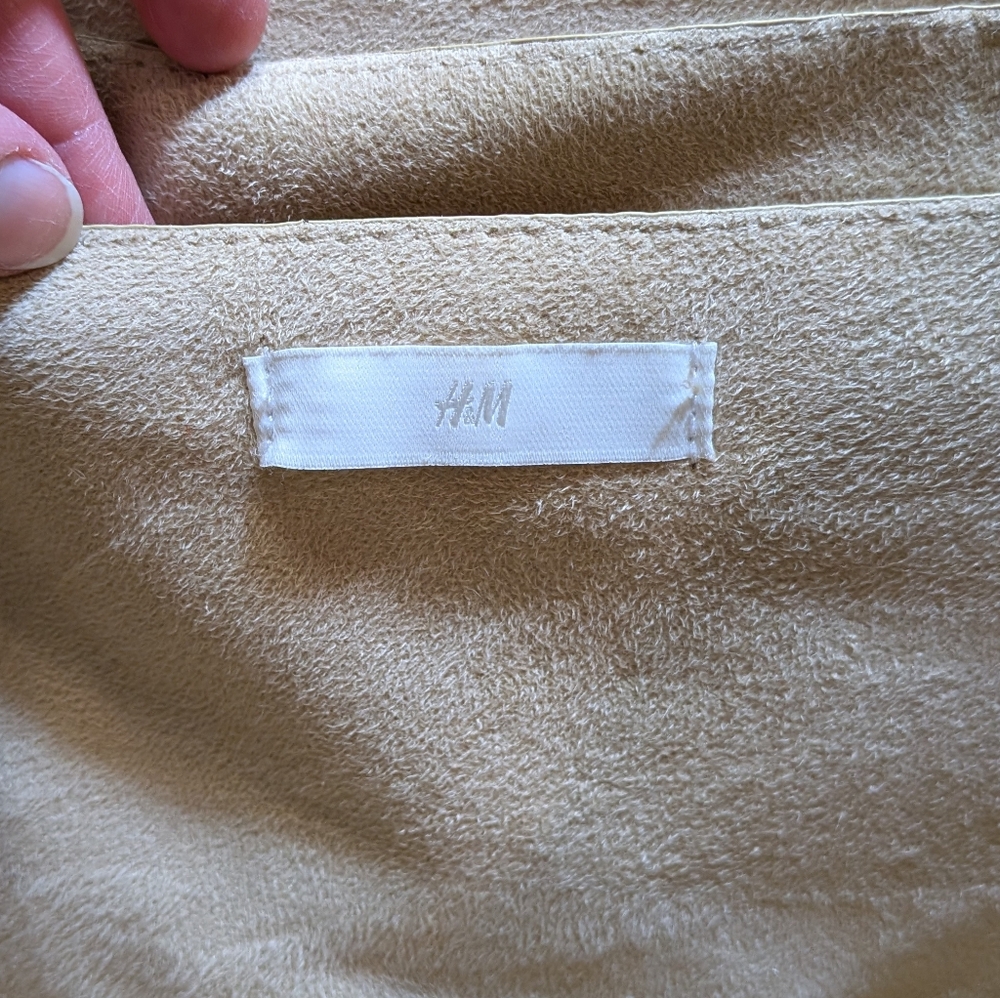 H&M Tan Faux Leather Tote Bag, Used - Picture 15 of 16